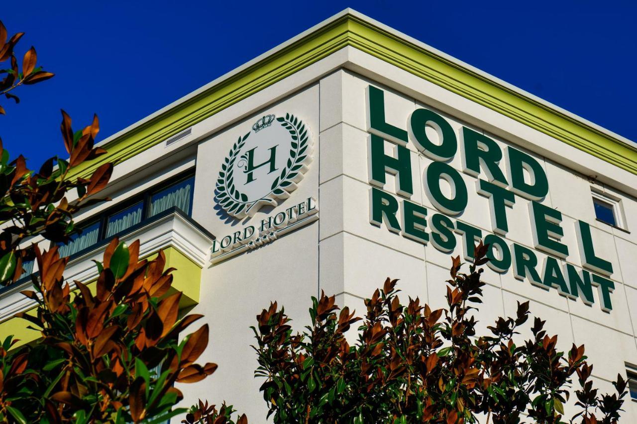 Lord Hotel Tirana Eksteriør billede